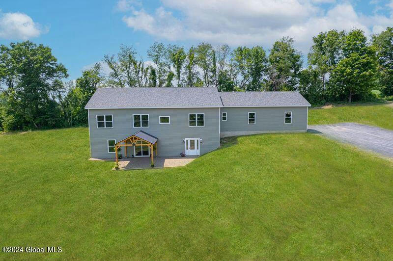 281 HAYES RD, SCHAGHTICOKE, NY 12154, photo 1 of 32