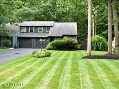 46 ARROW WOOD PL, MALTA, NY 12020, photo 1 of 23